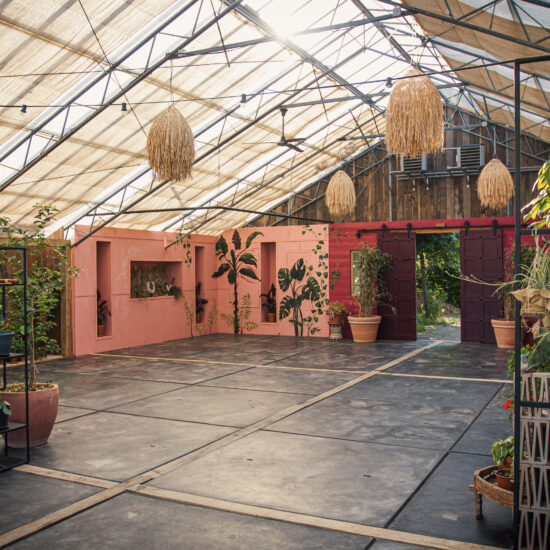 5MOONSFARM_THE_BARN_